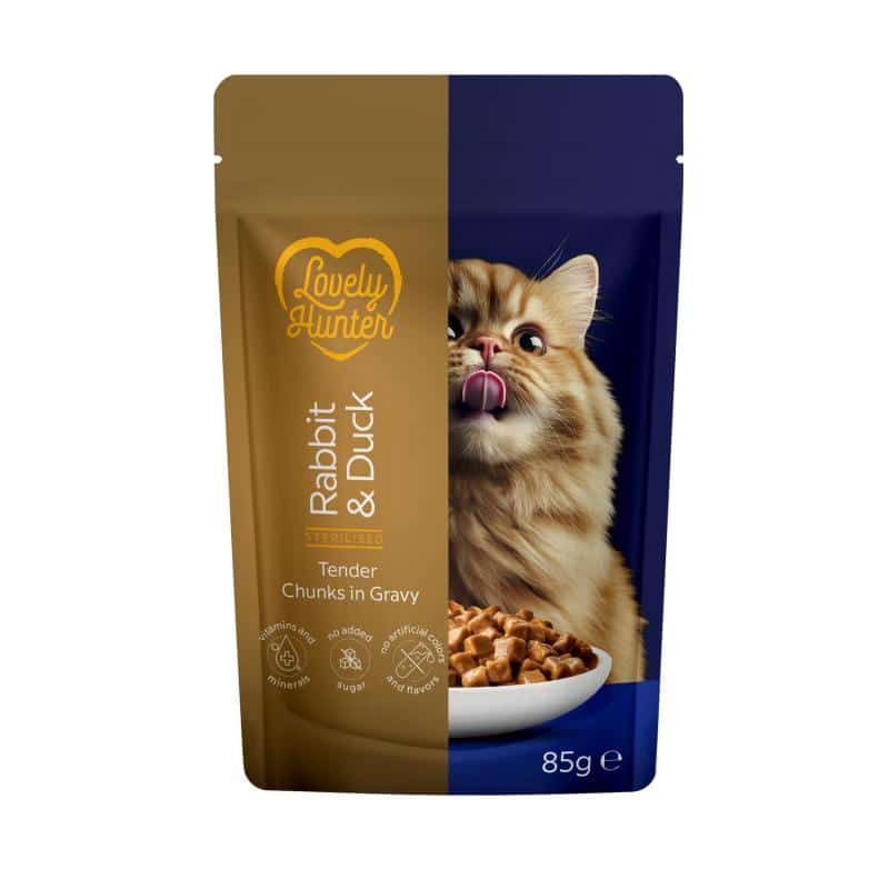 Hrana umeda pentru pisici adulte sterilizate Lovely Hunter cu iepure si rata 85g