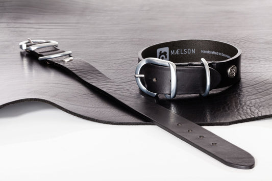 Zgarda neagra de piele pentru caini, EcoSkin Coll'R 50/35 onyx/metal, lungime 37-43/latime 3.5 cm